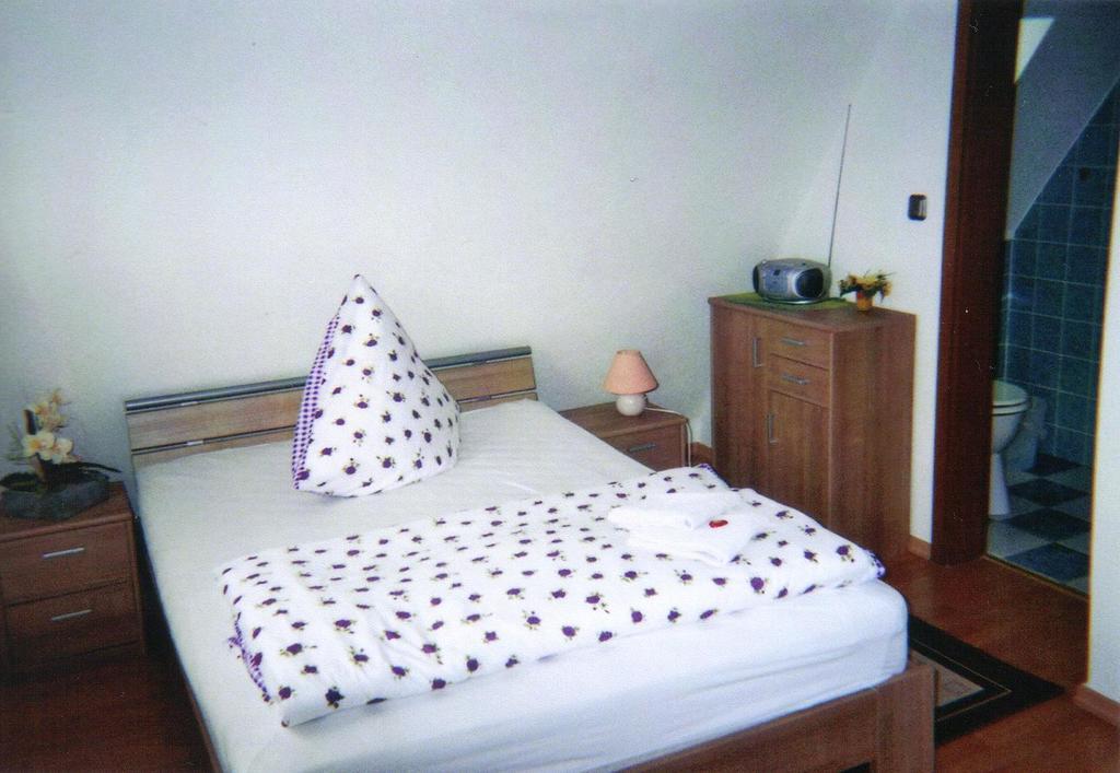 Pension Deimel Hallenberg Kamer foto